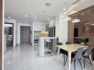 Nhà đẹp vinhomes central park  căn hộ 2pn, 2wc  nội thất chưa bóc seal