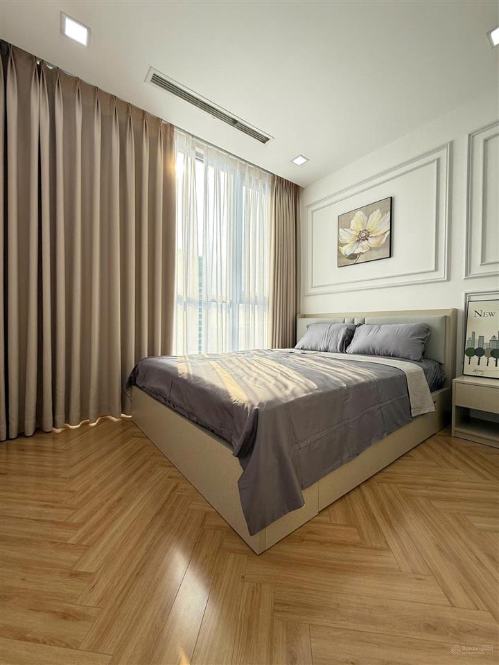 Vinhomes central park  căn hộ 2pn, 2wc  nhà đẹp  nội thất chưa bóc seal