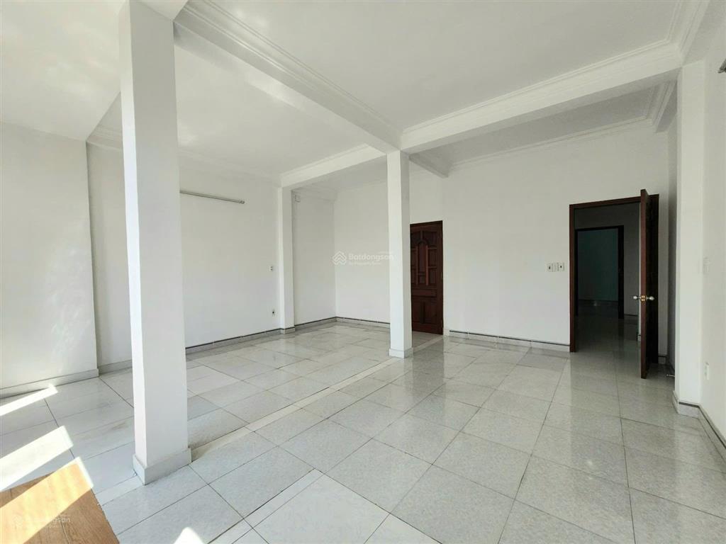 Bán nhà mặt phố tại số 1, bình hưng hòa b, bình tân, giá cực chất 12,9 tỷ, 90 m2