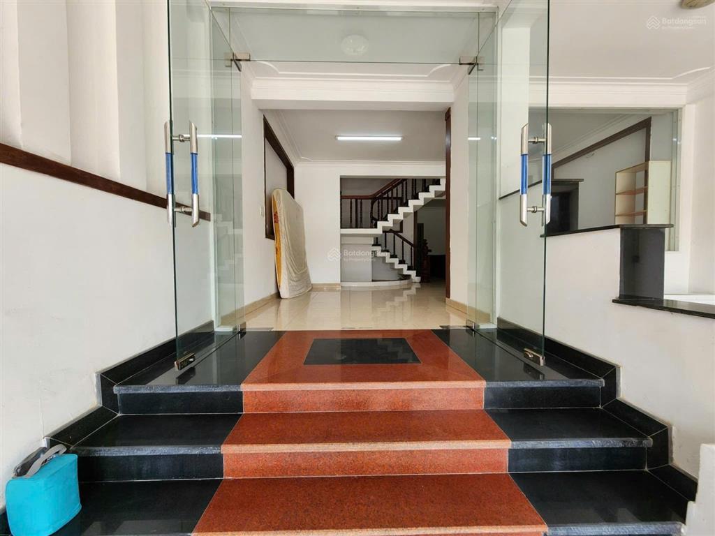 Bán nhà mặt phố tại số 1, bình hưng hòa b, bình tân, giá cực chất 12,9 tỷ, 90 m2