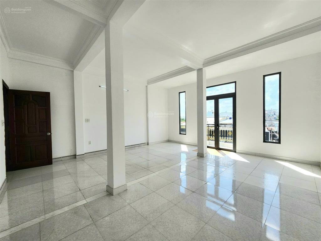 Bán nhà mặt phố tại số 1, bình hưng hòa b, bình tân, giá cực chất 12,9 tỷ, 90 m2