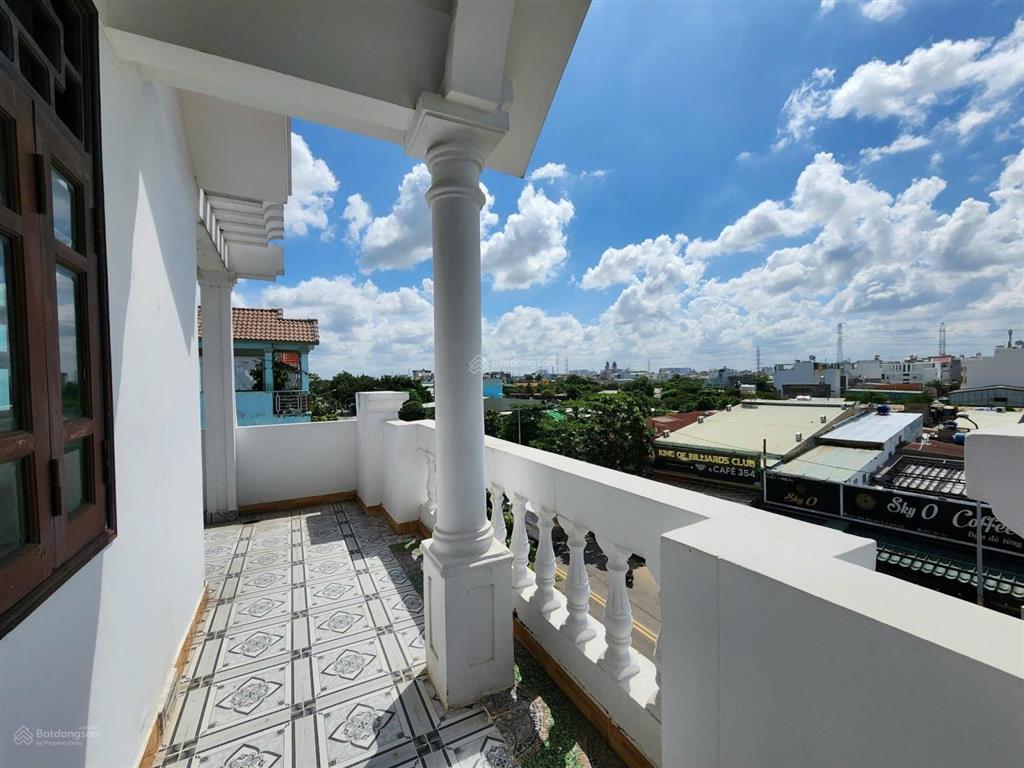 Bán nhà mặt phố tại số 1, bình hưng hòa b, bình tân, giá cực chất 12,9 tỷ, 90 m2