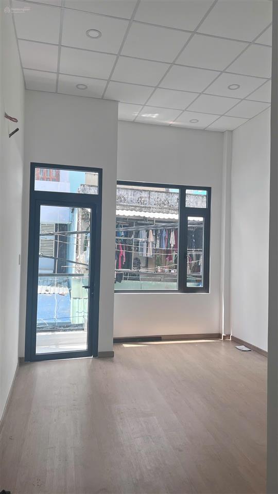 Chính chủ bán nhà hẻm 670, 2pn, 2wc đường đoàn văn bơ, quận 4 cũ, nhà đẹp 5,5 tỷ