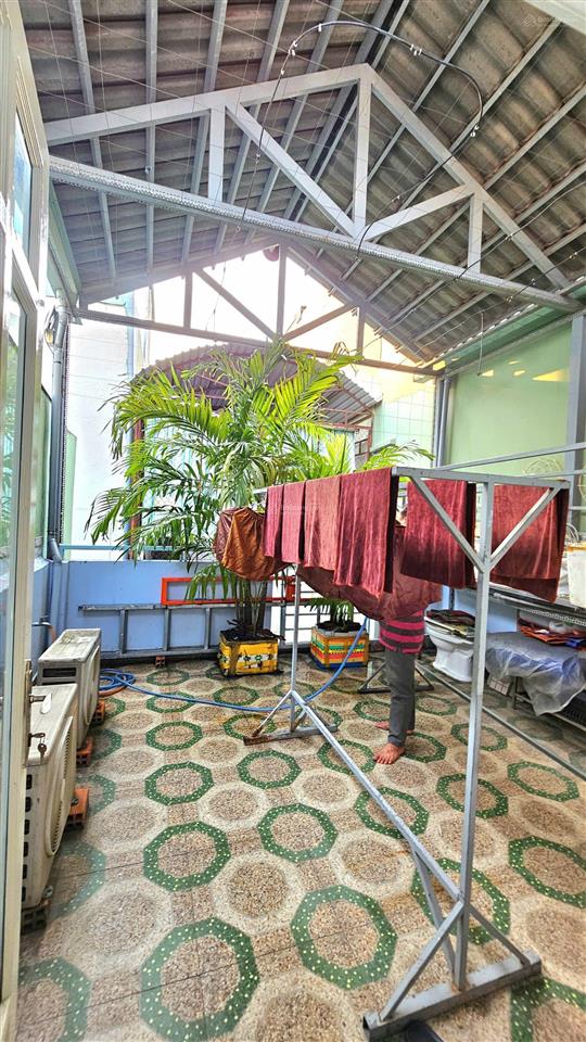 Bán nhà 4 tầng vị trí vàng đường tân xuân chợ sỉ tân bình