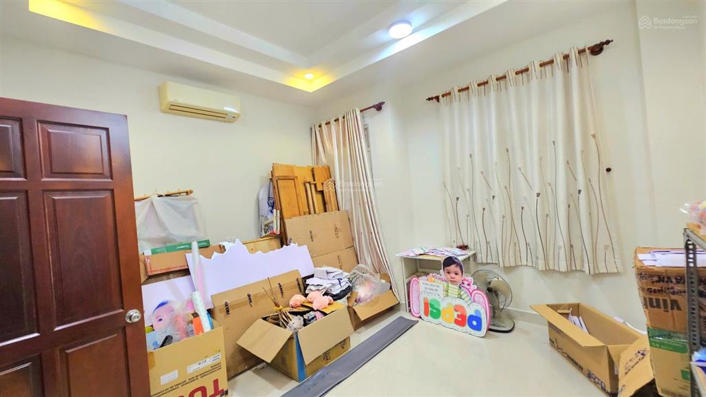 Bán nhà 4 tầng vị trí vàng đường tân xuân chợ sỉ tân bình