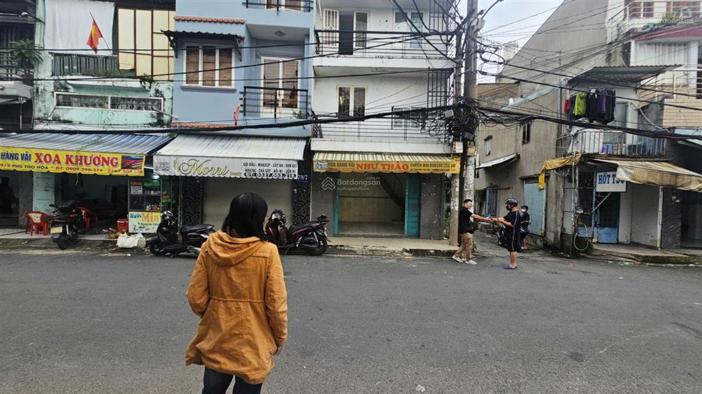 Siêu phẩm mặt tiền chợ vải phú thọ hòa giá chỉ 3,99 tỷ