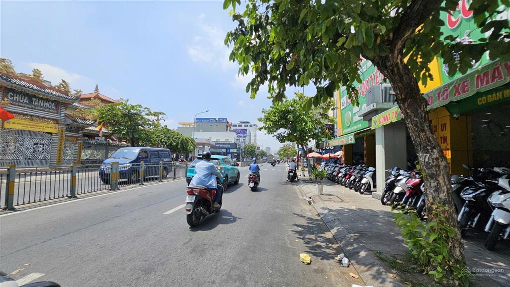 Bán gấp nhà riêng tại lũy bán bích, 3,55 tỷ, 26,4 m2, đẹp, nhiều tiện ích