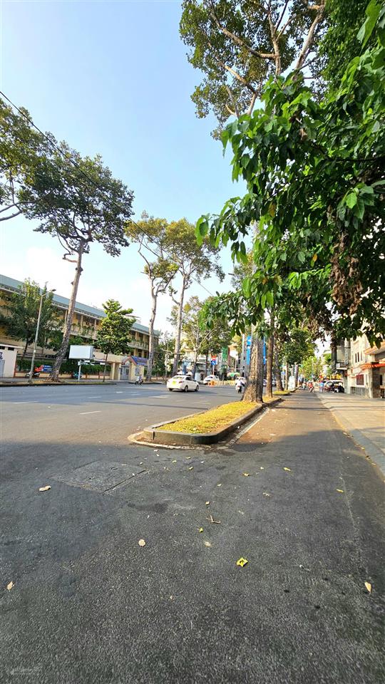 Bán nhà riêng tại trần hưng đạo, 5,5 tỷ, 27,5 m2, pháp lý đầy đủ, chính chủ