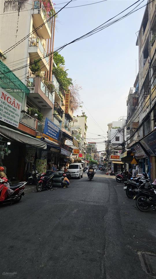 Bán căn hộ cc duy tân, 1,3 tỷ, 17,97m2, chính chủ giá siêu hời