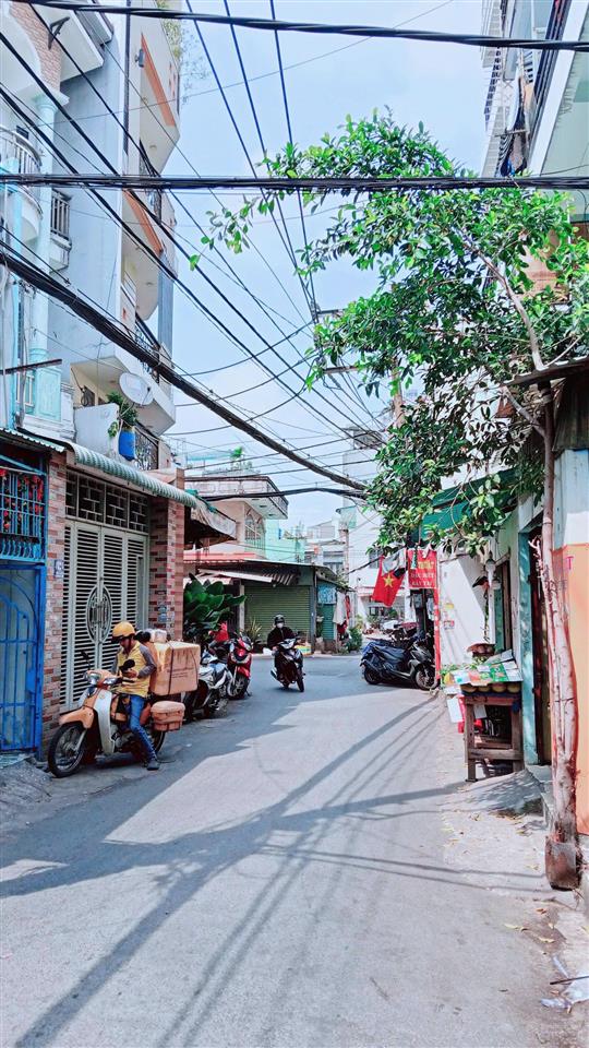 Bán nhà hẻm vip tô hiệu  tân phú  dt 62m  ngang 4.5m  xe hơi tránh  giá 6.2 tỷ