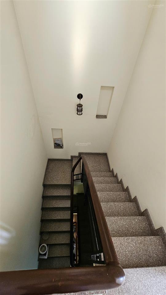 Bán nhà riêng tại 33, tứ hải, p. 6, q.tân bình, 8,3 tỷ, 74,32 m², chỉ với hot!