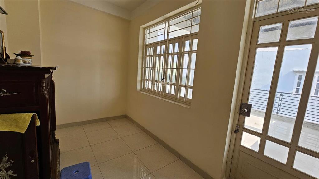 Bán nhà riêng tại 33, tứ hải, p. 6, q.tân bình, 8,3 tỷ, 74,32 m², chỉ với hot!
