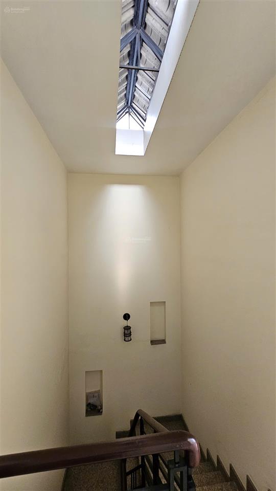 Bán nhà riêng tại 33, tứ hải, p. 6, q.tân bình, 8,3 tỷ, 74,32 m², chỉ với hot!