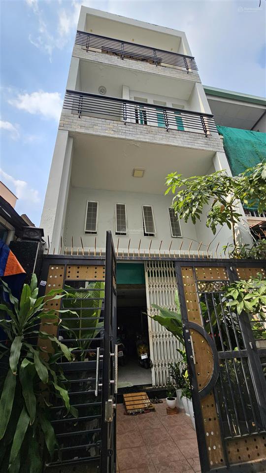 Bán nhà riêng tại 33, tứ hải, p. 6, q.tân bình, 8,3 tỷ, 74,32 m², chỉ với hot!