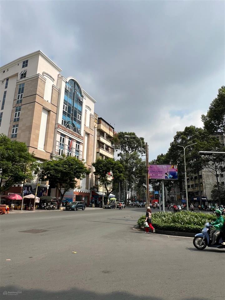 Bán nhà kênh tân hoá diện tích siêu lớn(12,7x50)giá100tỷhđt200triệu/thkhu vực xây cao tầng.