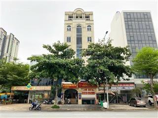 Bán toà nhà building, trương văn bang quận 2 (8x20m) giá 110tỷ hđt 250triệu/th hầm 8 tầng
