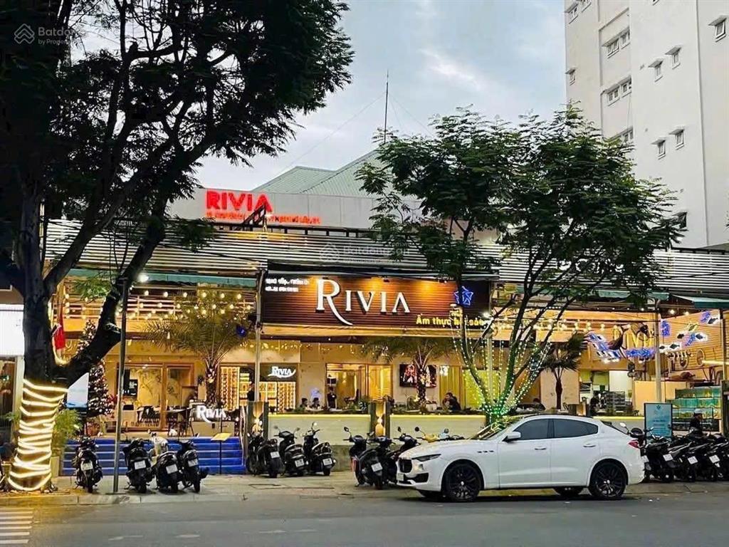 Bán nhà hàng mặt tiền đường siêu đẹp, quận 1 (22x30m) hđt 700 triệu/th giá 550 tỷ