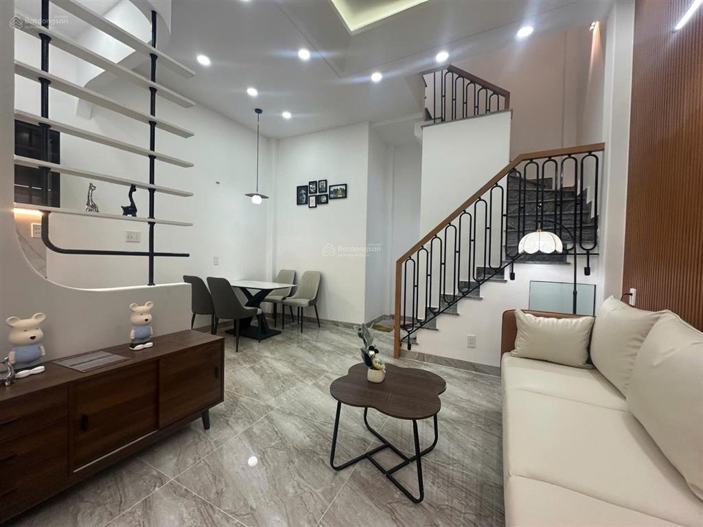 Nhà đẹp đón xuân! 4 tầng| 3 phòng ngủ| hẻm 154 âu dương lân p.chánh hưng quận 8