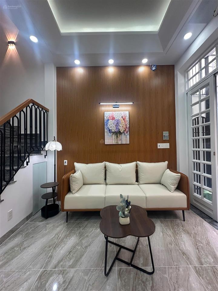 Nhà đẹp đón xuân! 4 tầng| 3 phòng ngủ| hẻm 154 âu dương lân p.chánh hưng quận 8