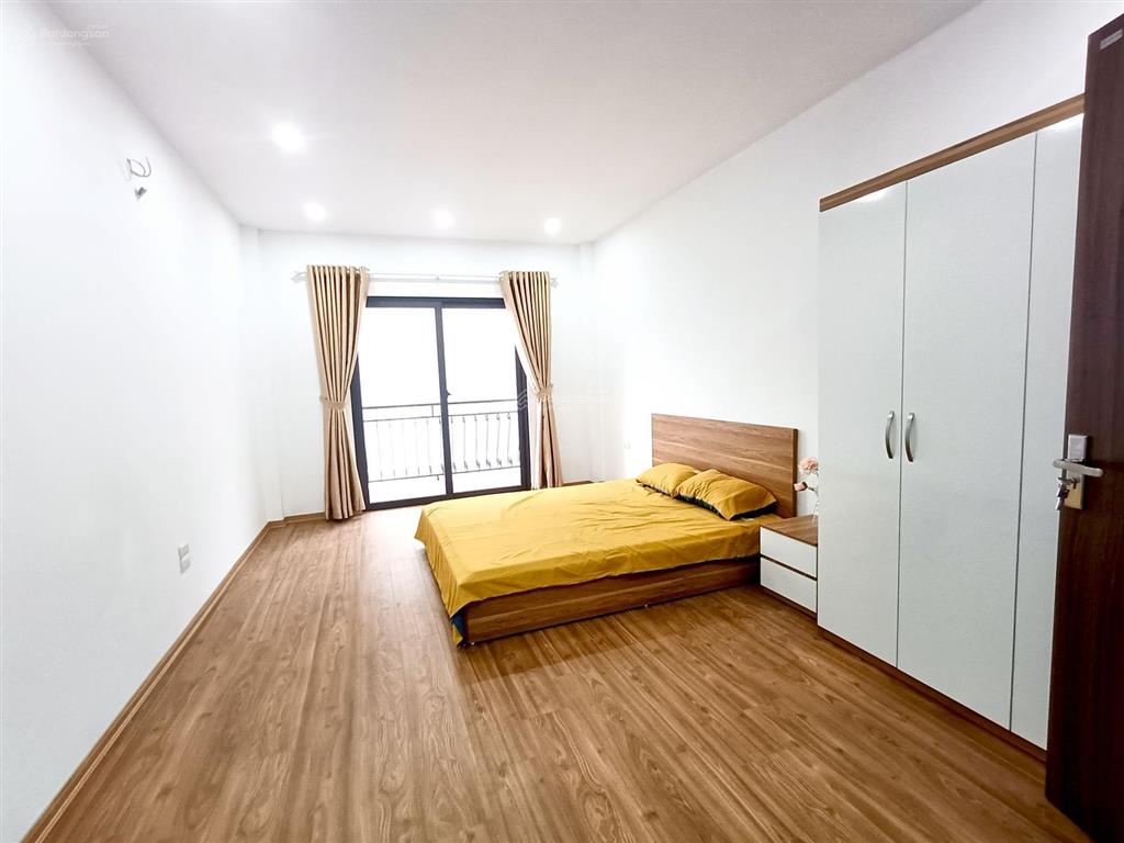 Bán nhà ngõ 141 giáp nhị  ngay quận ủy hoàng mai  20m ra ô tô tránh  nhà đẹp xây mới  lô góc