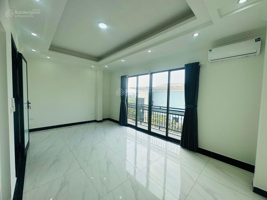 Bán toà nhà khu đấu giá phúc lợi, view thoáng, 75m2, 5 tầng, mặt tiền 6m, giá 21 tỷ.