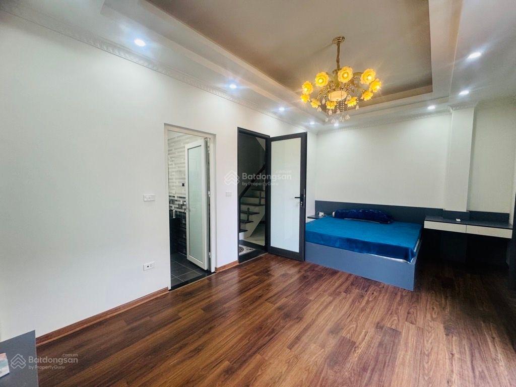 Bán toà nhà khu đấu giá phúc lợi, view thoáng, 75m2, 5 tầng, mặt tiền 6m, giá 21 tỷ.