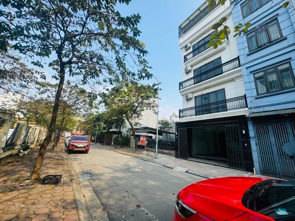 Bán toà nhà khu đấu giá phúc lợi, view thoáng, 75m2, 5 tầng, mặt tiền 6m, giá 21 tỷ.