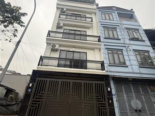Bán toà nhà khu đấu giá phúc lợi, view thoáng, 75m2, 5 tầng, mặt tiền 6m, giá 21 tỷ.