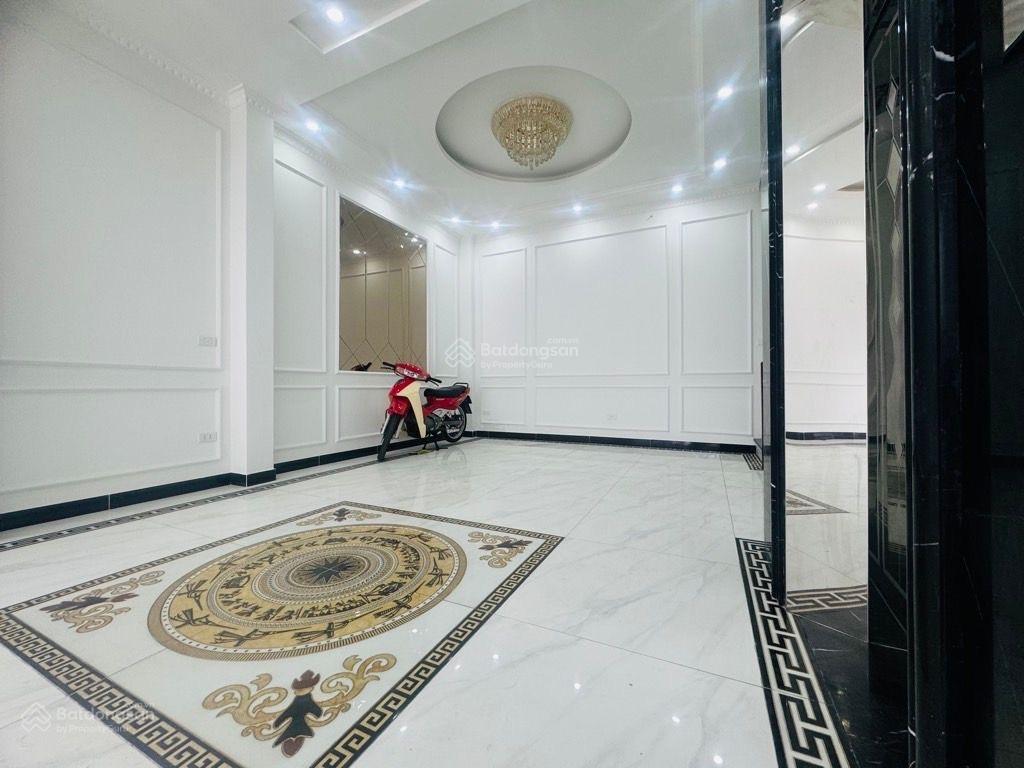 Bán toà nhà khu đấu giá phúc lợi, view thoáng, 75m2, 5 tầng, mặt tiền 6m, giá 21 tỷ.