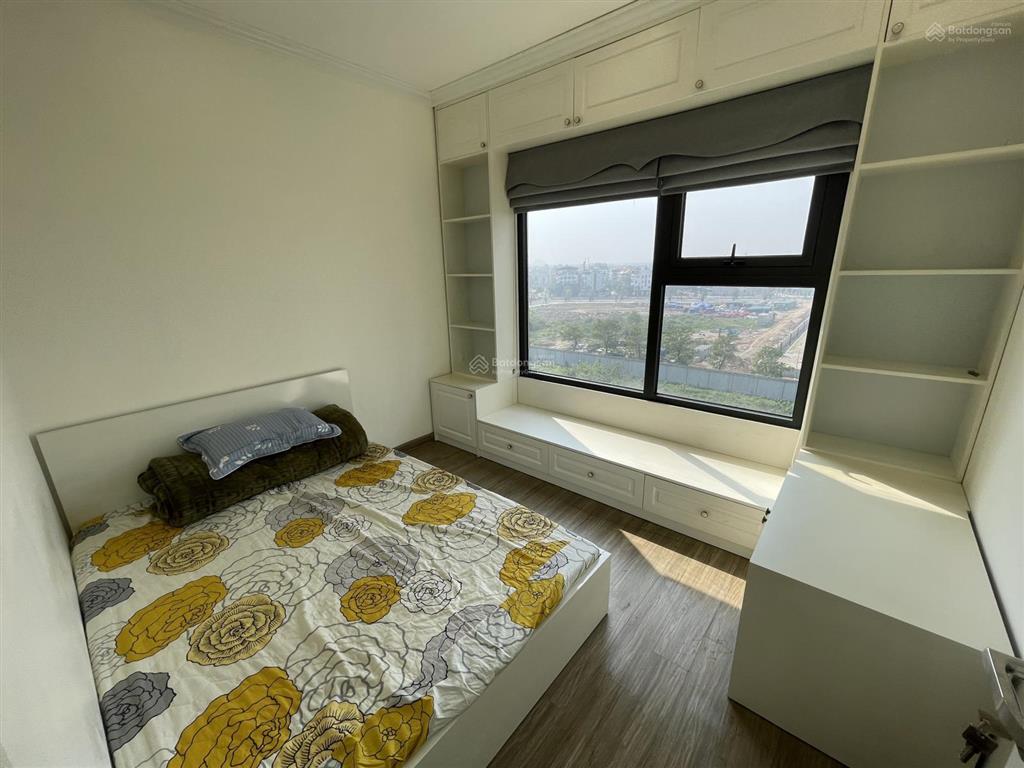 Bác em về quê cần cho thuê lại căn hộ 3pn+2vs 80m2 full đồ nội thất cao cấp giá chỉ 13 triệu/tháng