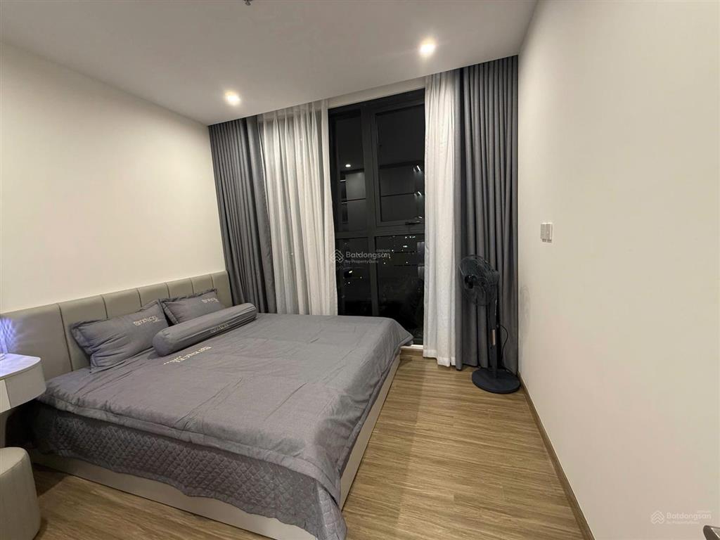 Căn hộ 2pn 2wc cho thuê tone sáng, view thoáng, nội thất luxury tại the canopy 0394 508 ***