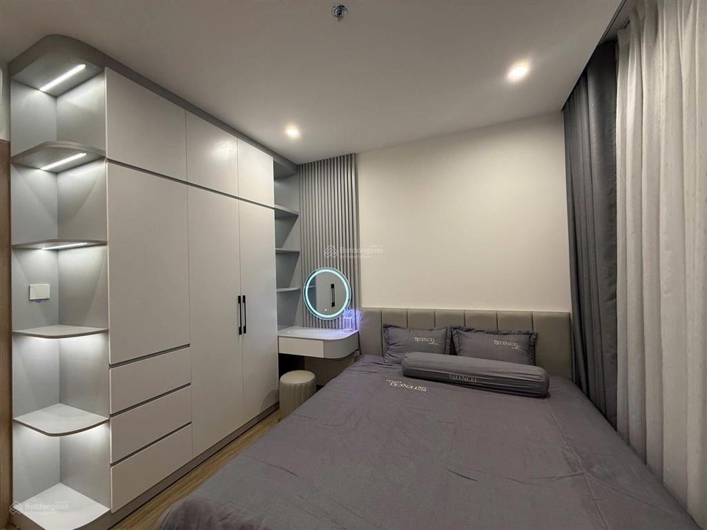 Căn hộ 2pn 2wc cho thuê tone sáng, view thoáng, nội thất luxury tại the canopy 0394 508 ***
