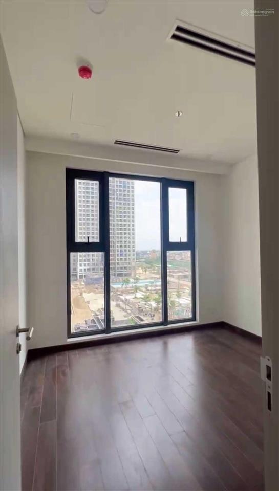 Tôi chính chủ cần cho thuê căn hộ 2pn căn góc đồ cơ bản giá 10tr/tháng.  0394 508 ***