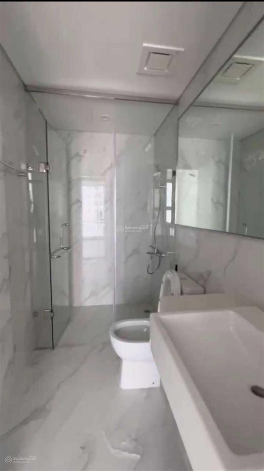 Tôi chính chủ cần cho thuê căn hộ 2pn căn góc đồ cơ bản giá 10tr/tháng.  0394 508 ***
