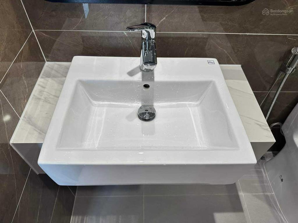Chính chủ cần cho thuê căn hộ 1 phòng ngủ 1vs đồ cơ bản giá chỉ 7,5tr được miễn phí dịch vụ 5 năm