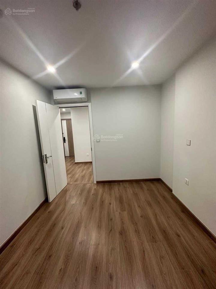 Chính chủ cần cho thuê căn hộ 1 phòng ngủ 1vs đồ cơ bản giá chỉ 7,5tr được miễn phí dịch vụ 5 năm