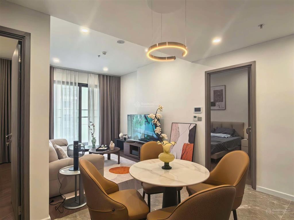 Cho thuê ch 2pn, 2wc, 70m2 gần nhà để xe ô tô giá chỉ 14 triệu/tháng miễn phí dịch vụ