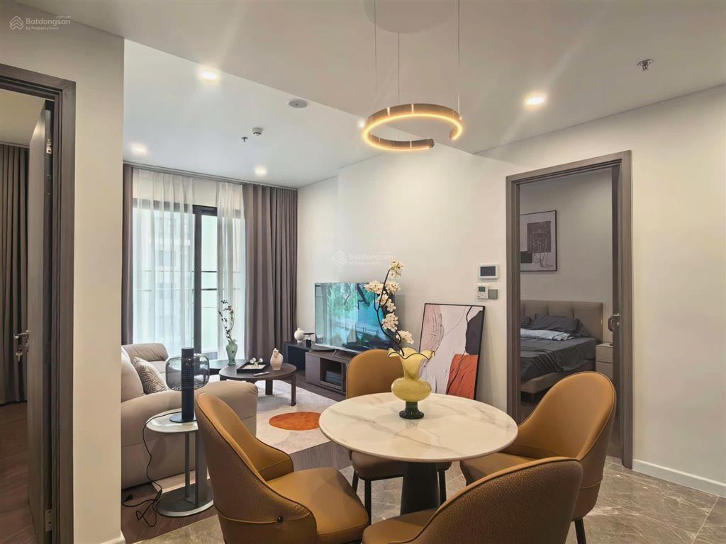 Cho thuê ch 2pn, 2wc, 70m2 gần nhà để xe ô tô giá chỉ 14 triệu/tháng miễn phí dịch vụ