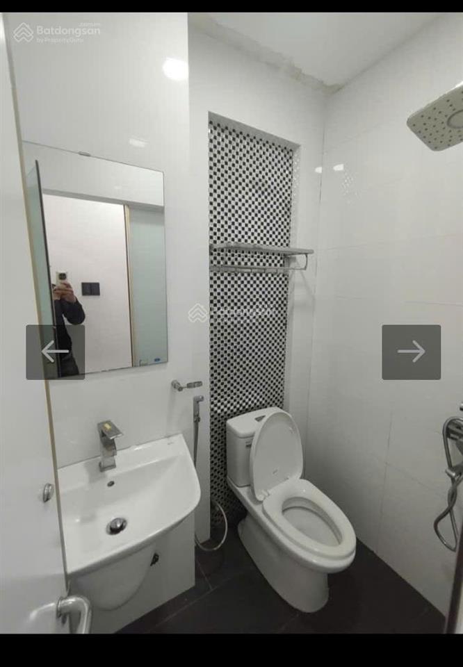 [011]hot  nhà hẻm 4 tầng đường ngô quyền q.10  sát chợ nhật tảo