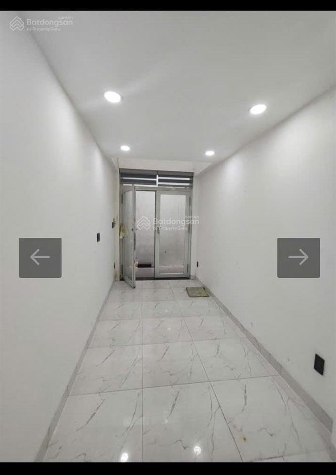 [011]hot  nhà hẻm 4 tầng đường ngô quyền q.10  sát chợ nhật tảo