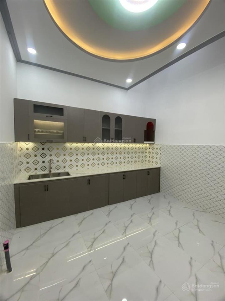 Nhà 4/ mới 100%  1 trệt 1 lầu hẻm 3m bình trị đông  gần chợ