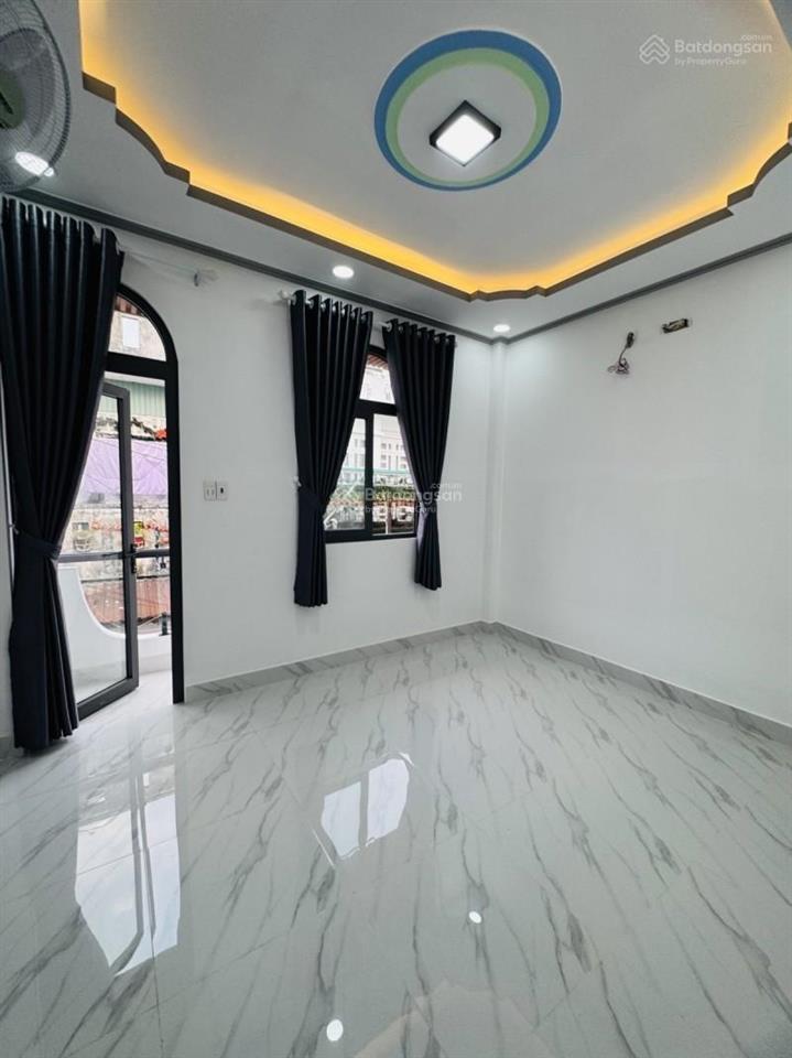 Nhà 4/ mới 100%  1 trệt 1 lầu hẻm 3m bình trị đông  gần chợ