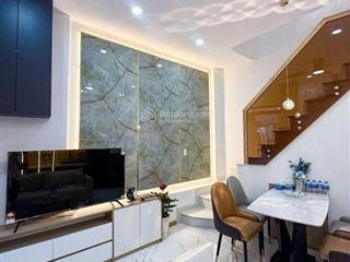 Bán nhà nguyễn hữu cảnh 26m2 2 tầng  4.77 tỷ  siêu phẩm nhà mới view landmark 81