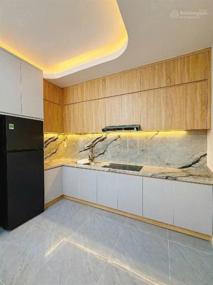 Nhà sổ hồng riêng chính chủ  xe hơi đậu trong nhà  kế bên phú mỹ hưng  quận 7  tphcm