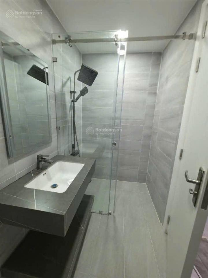 Nhà sổ hồng riêng chính chủ  xe hơi đậu trong nhà  kế bên phú mỹ hưng  quận 7  tphcm