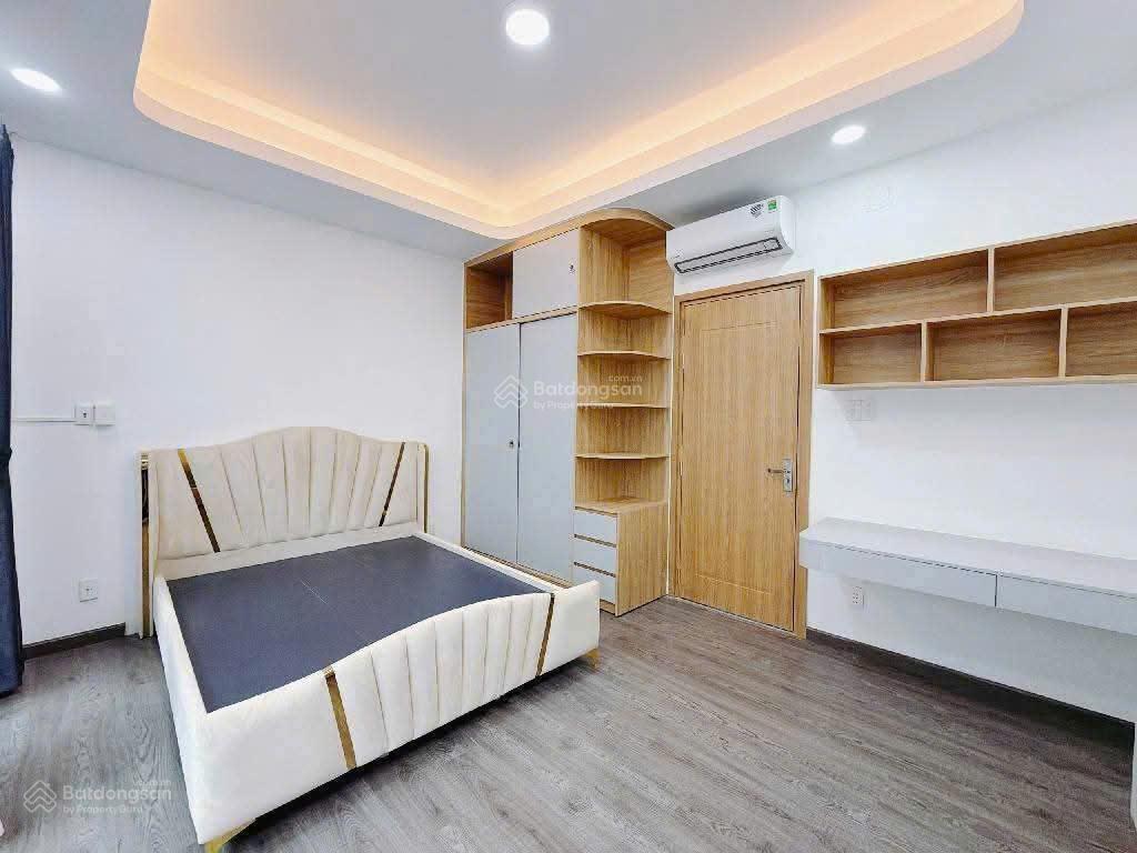 Nhà sổ hồng riêng chính chủ  xe hơi đậu trong nhà  kế bên phú mỹ hưng  quận 7  tphcm