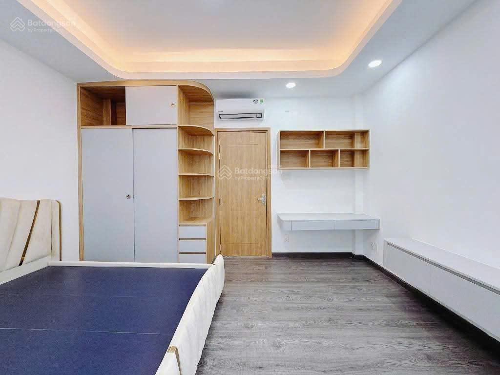 Nhà sổ hồng riêng chính chủ  xe hơi đậu trong nhà  kế bên phú mỹ hưng  quận 7  tphcm