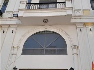 Nhà cho thuê nguyên căn  vị trí đẹp  phường (phú mỹ cũ) quận 7  tphcm. đt 0346 850 ***