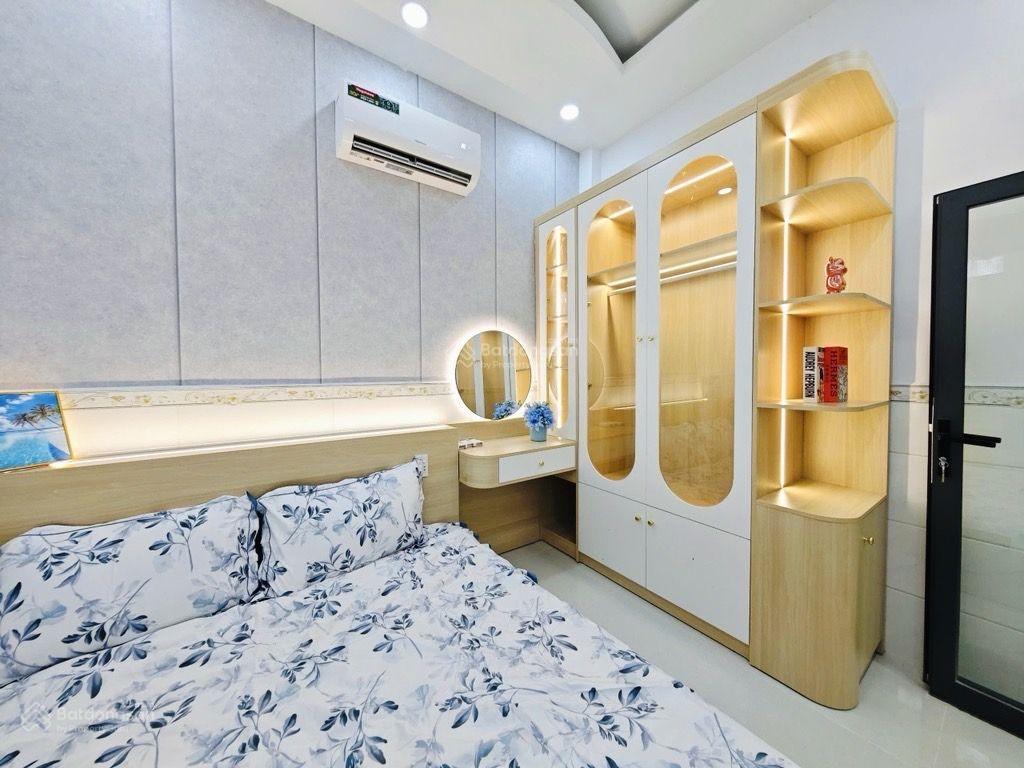 Bán nhà govap, phạm văn chiêu 1 sẹc  giá chỉ 4t9 sở hữu ngay nhà ngang gần 6m ,sổ vuông a4 hiếm