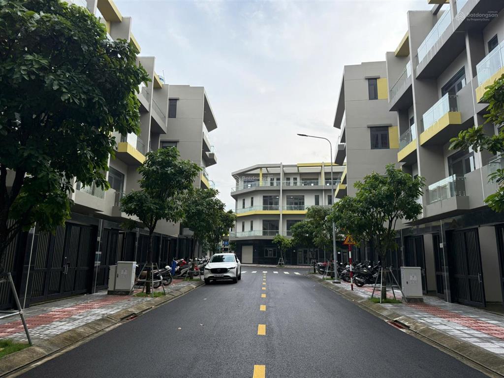 Chủ đầu tư bcons thanh lý 01 căn nhà phố duy nhất ở khu đô thị ngay làng đại học qg tp.hcm, 8,48 tỷ